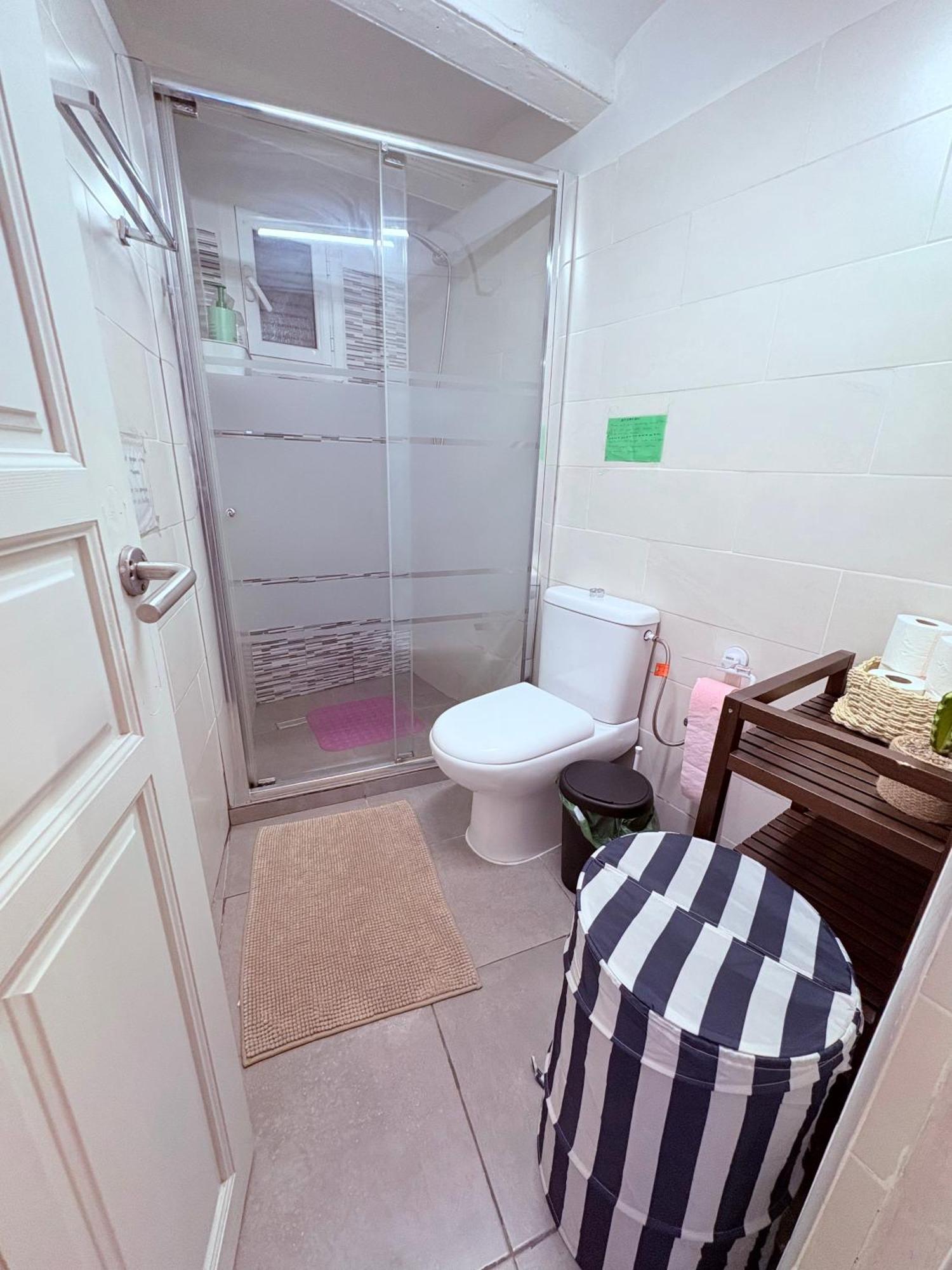 Stunning Flat For 6 People 3 Blocks From The Beach Plus Welcome Breakfast 巴塞罗那 外观 照片