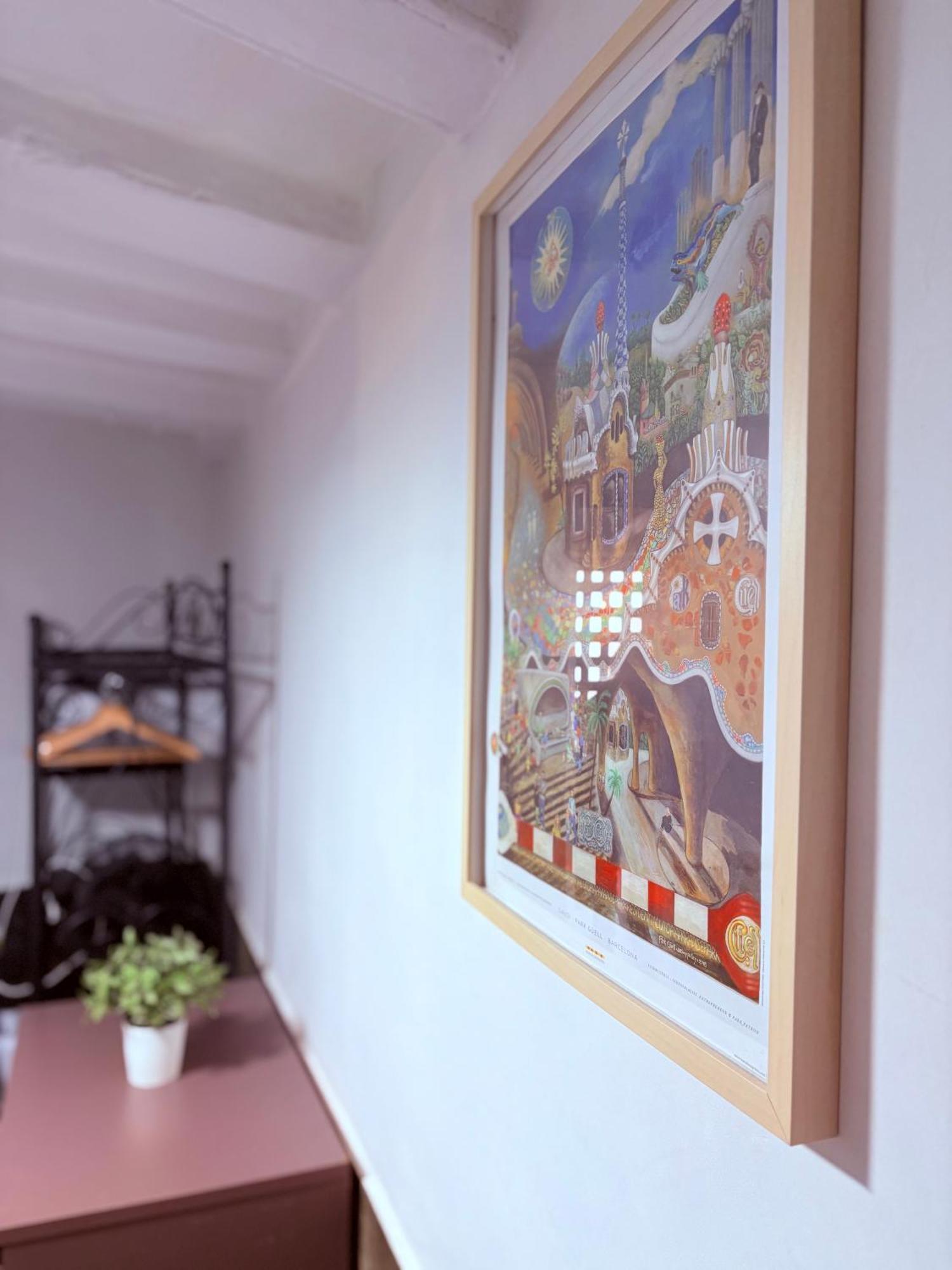 Stunning Flat For 6 People 3 Blocks From The Beach Plus Welcome Breakfast 巴塞罗那 外观 照片