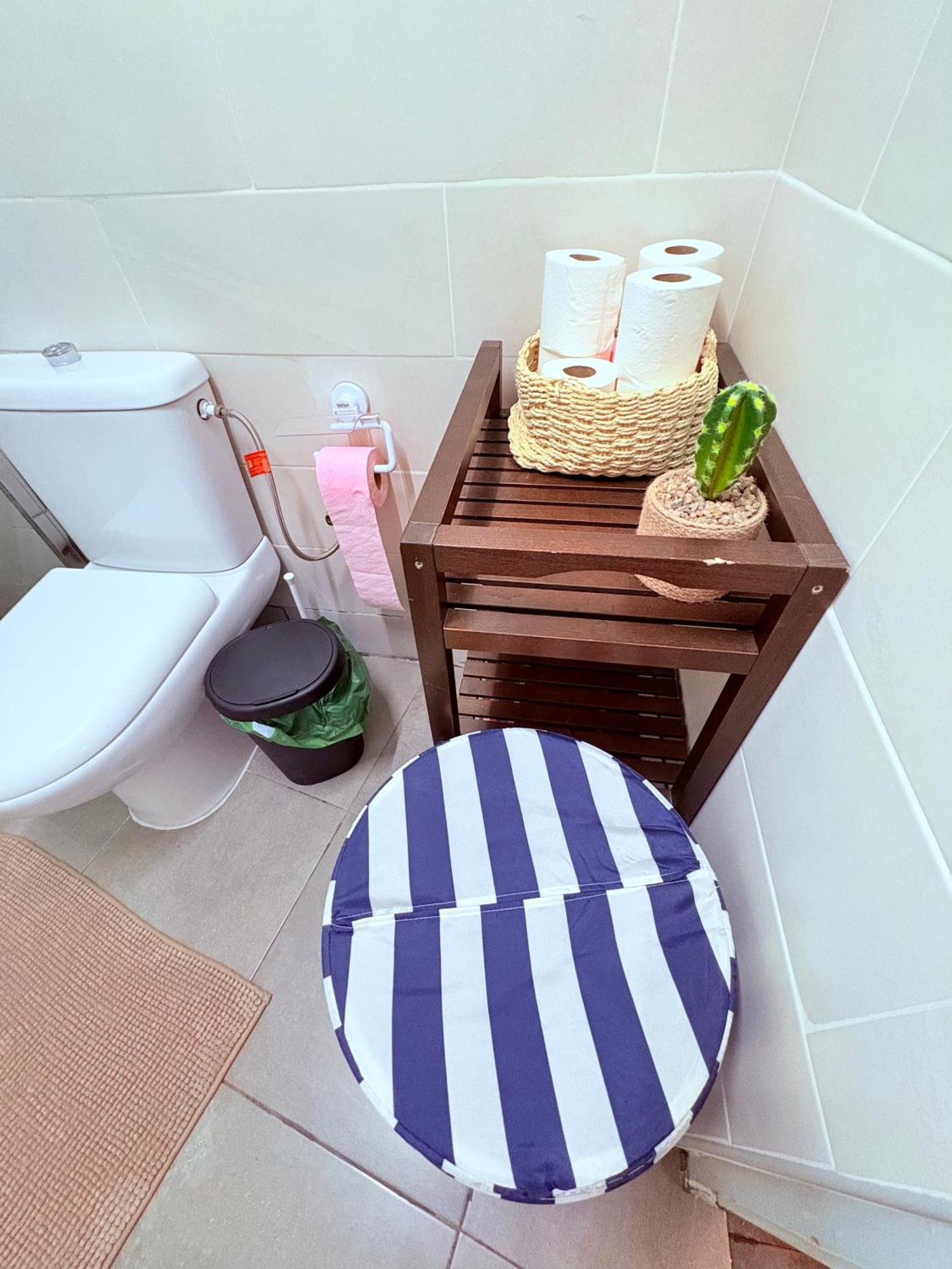 Stunning Flat For 6 People 3 Blocks From The Beach Plus Welcome Breakfast 巴塞罗那 外观 照片